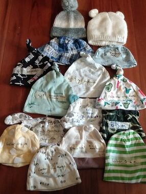 Lot of 15 Baby Boy Winter Beanies Top Knot Hats 0-12 Months Newborn 0-3 0-6 6-9